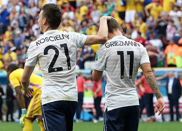 Kit / Flocage France 2014 GRIEZMANN #11 Away