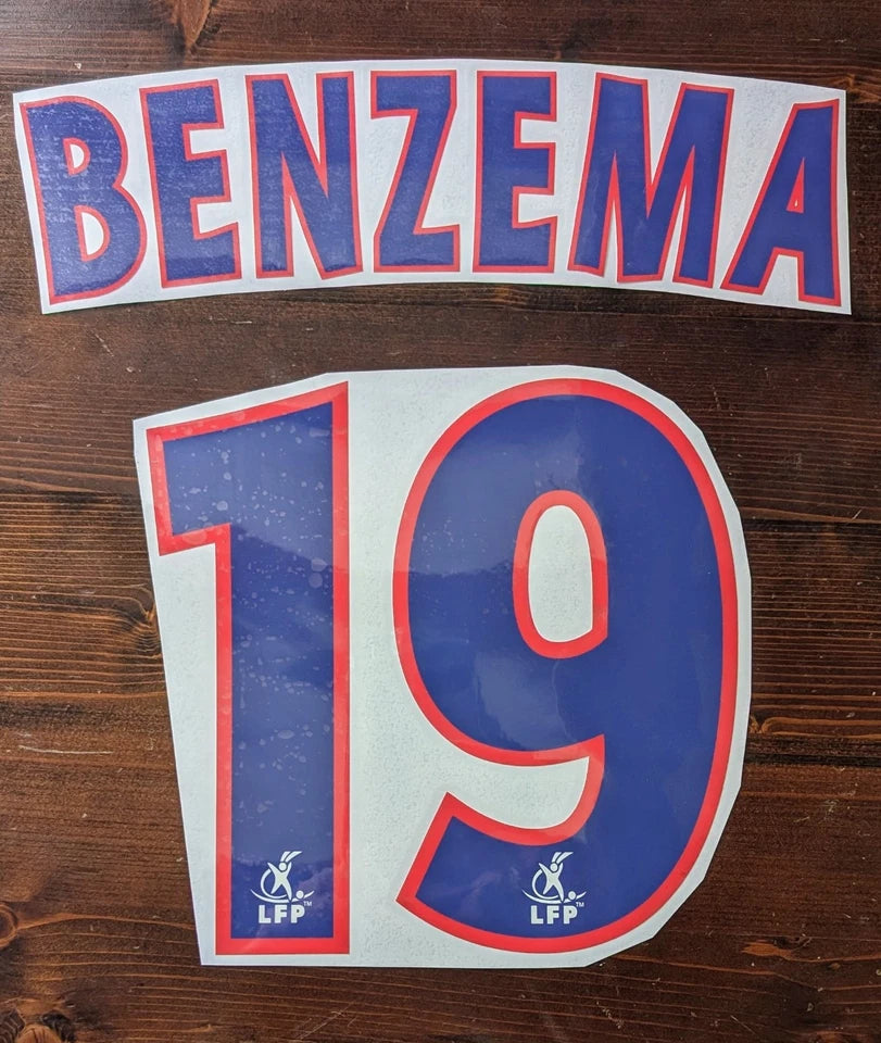 Kit / Lyon 2005 à 2007 BENZEMA #19 Home