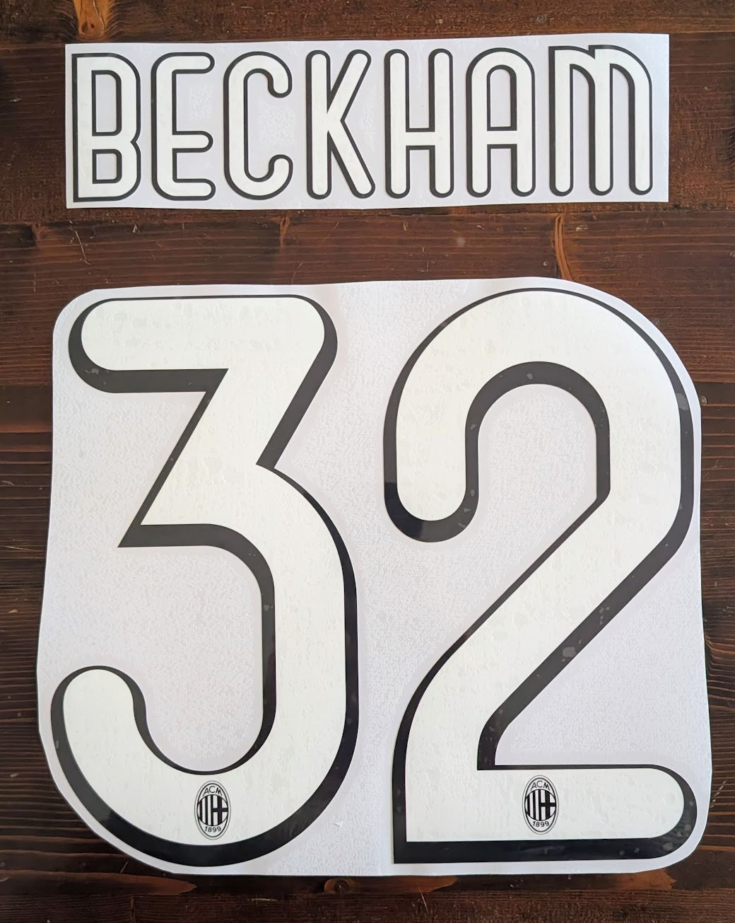 Kit / Flocage BECKHAM #32 AC Milan Home 2009-2010