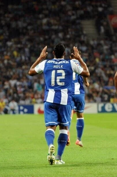 Kit / Flocage Fc Porto 2010 à 2013 HULK #12 Home