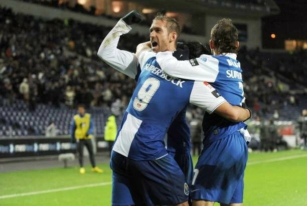 Kit / Flocage Fc Porto 2009 2010 FALCAO #9 Home