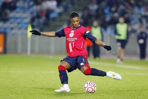 Kit / Flocage BASTOS #8 Lille / Home 2007 à 2009 Ligue 1