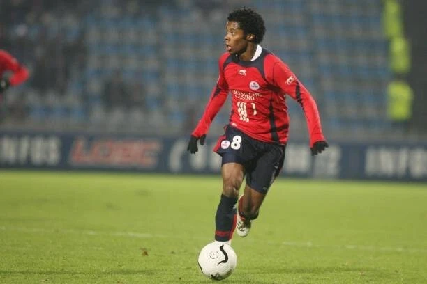 Kit / Flocage BASTOS #8 Lille / Home 2007 à 2009 Ligue 1