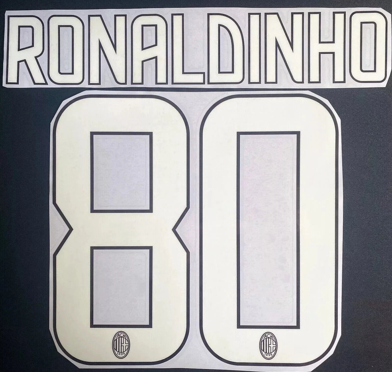 Kit / Flocage RONALDINHO #80 AC Milan Home 2008 / 2009