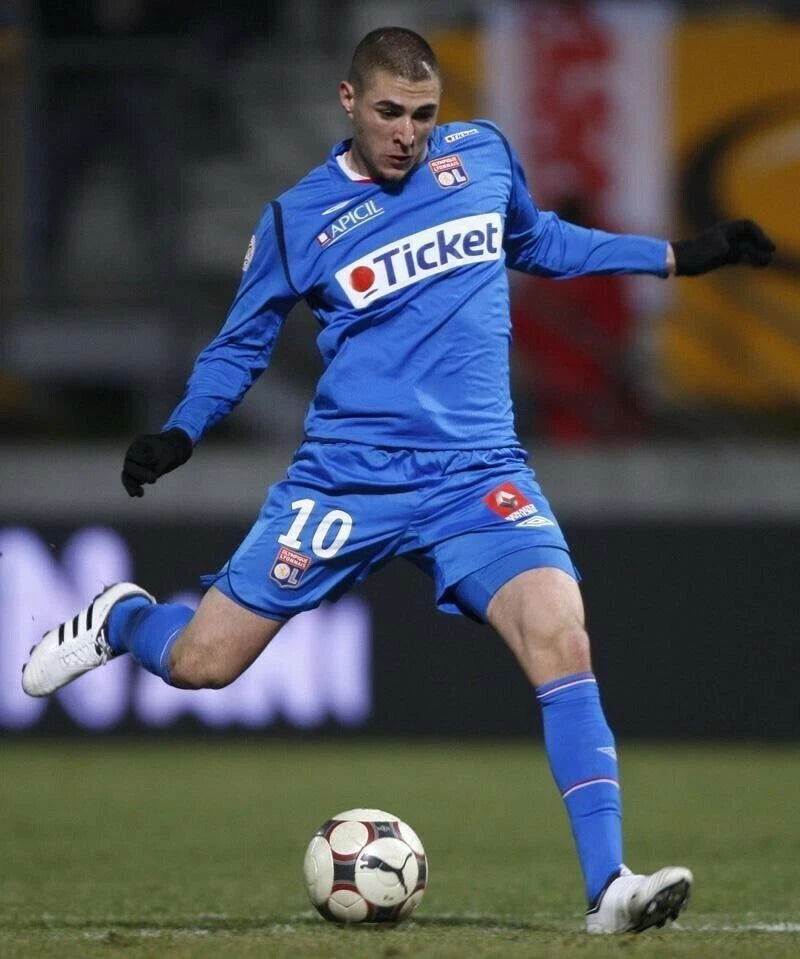 Kit / Flocage Lyon 2008 2009 BENZEMA #10 Away