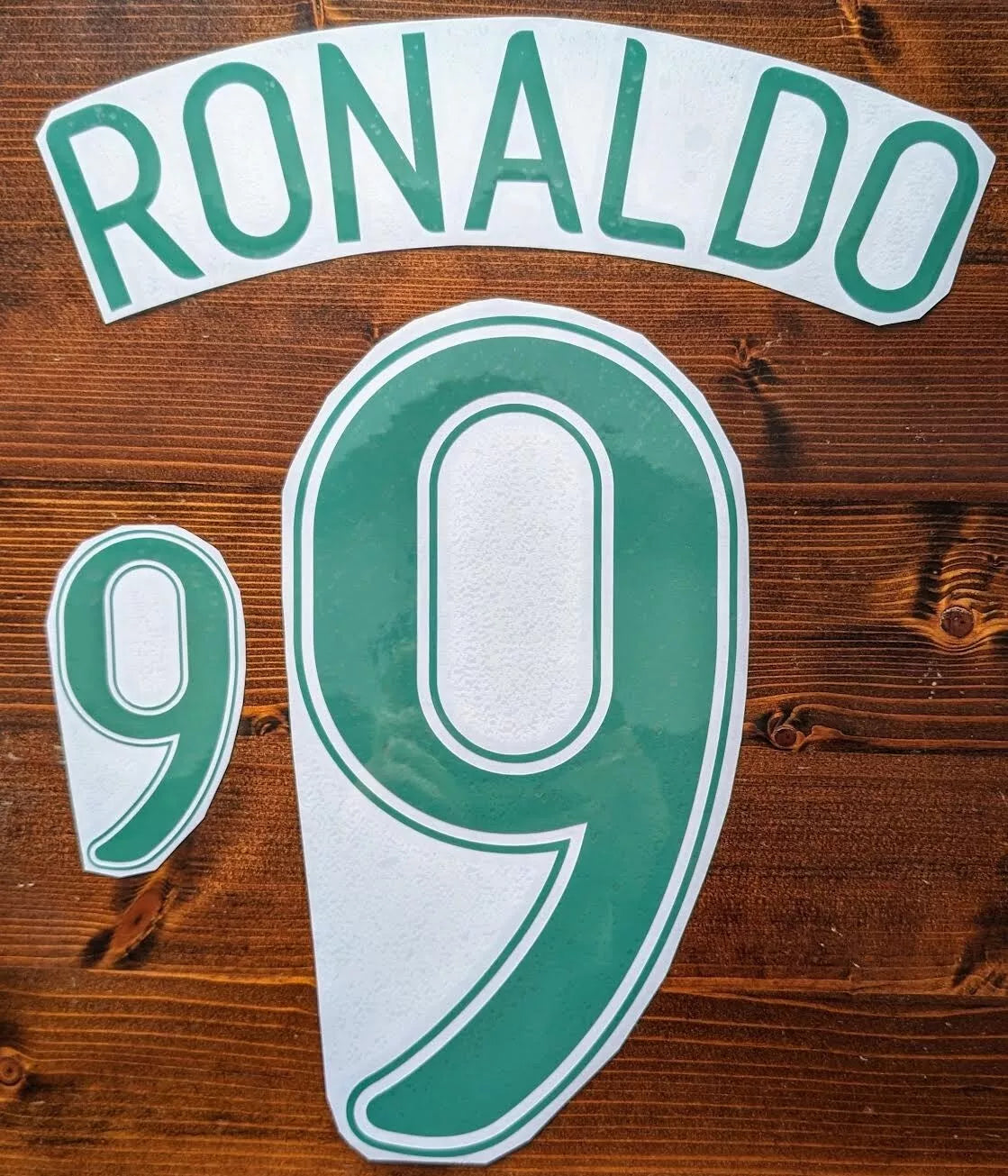 Kit / Ronaldo #9 Brazil Home WC 2006-2008