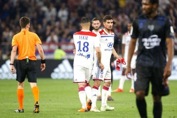 Kit / Flocage Lyon 2018-2019 FEKIR #18 Home