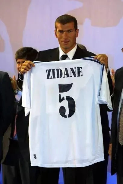 Kit / ZIDANE #5  Real Madrid Home 2001 à 2003