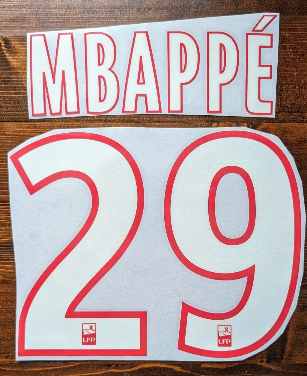 Kit / Flocage PSG 2017 2018 Mbappé 29 Home + Ooredoo