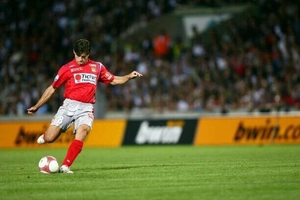 Kit / Flocage Lyon 2003 à 2007 JUNINHO #8 Away