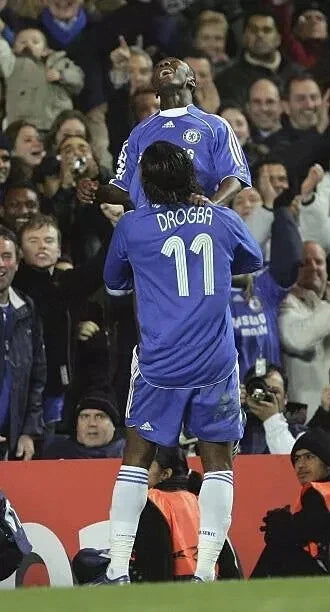 Kit / Flocage / Champions League / Chelsea 2006-2007 DROGBA #11 Home / Third