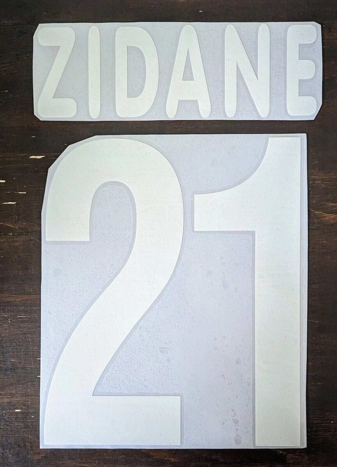Kit / Flocage ZIDANE #21 Juventus 2000 / 2001 Home