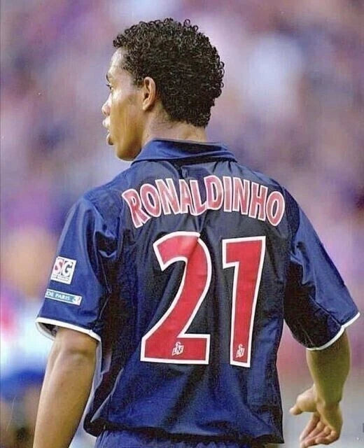 Kit / Flocage Ronaldinho #21 PSG Home 2001 2002