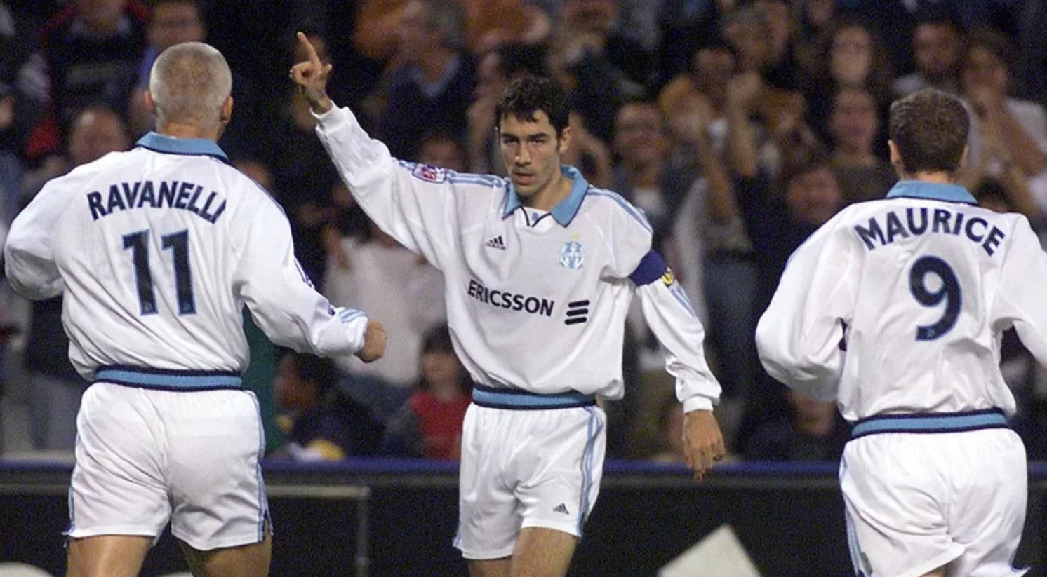 Kit / Flocage Home 1999-2000 RAVANELLI #11