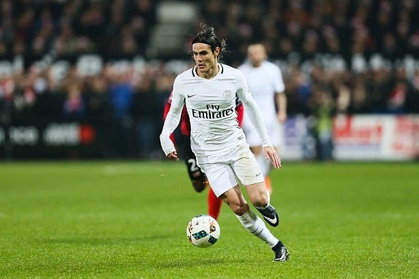 Kit / CAVANI #9 PSG Third 2016 / 2017 + Ooredoo
