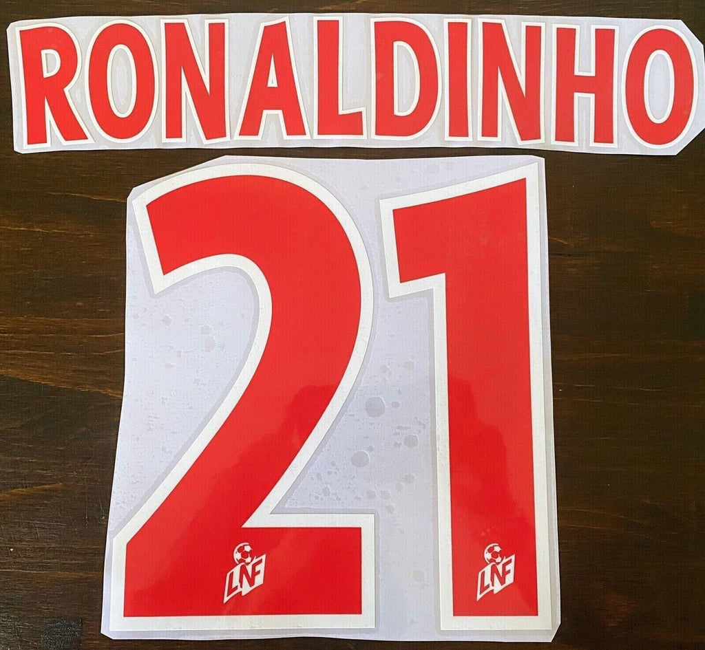 Kit / Flocage Ronaldinho #21 PSG Home 2001 2002