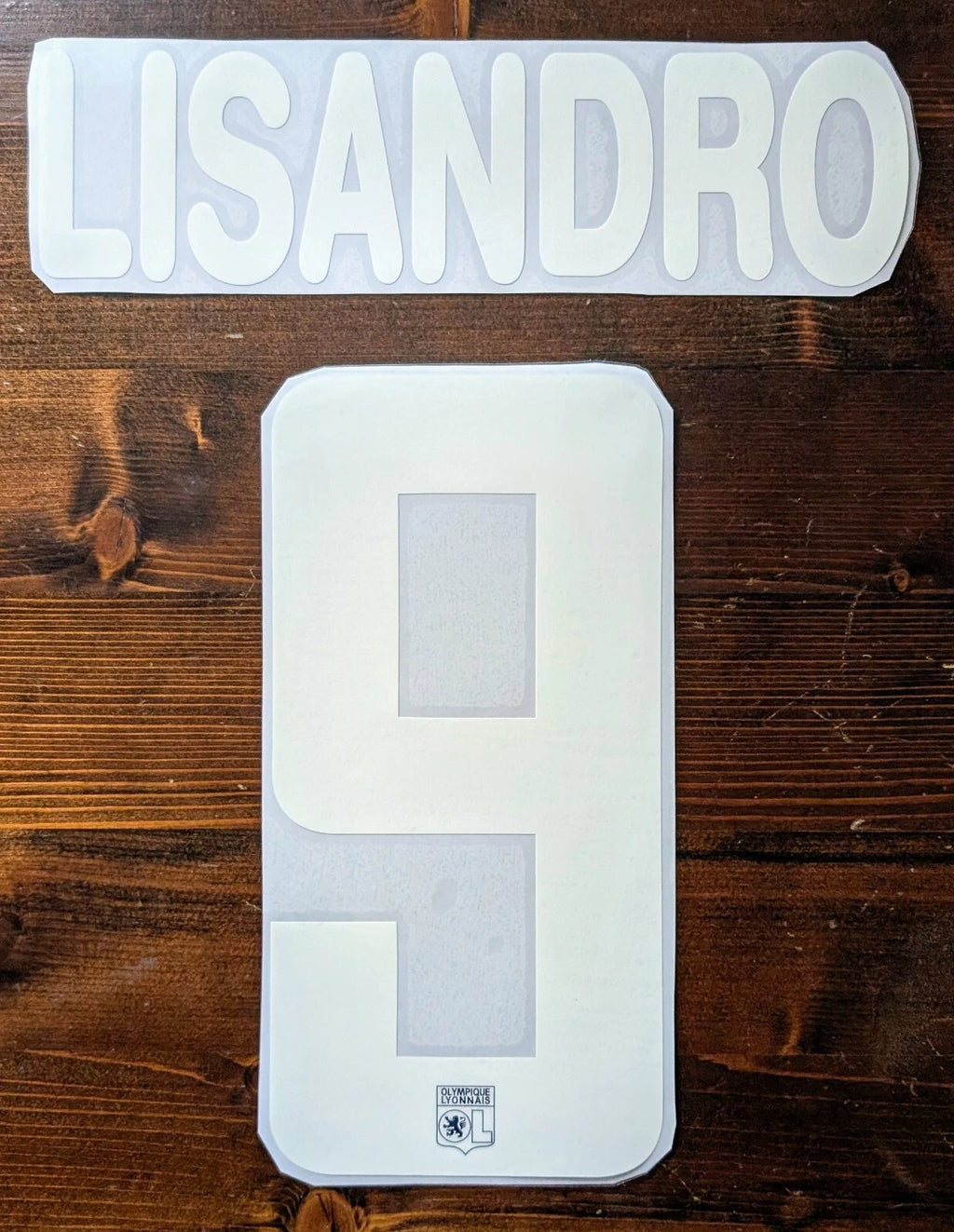 Kit / Lyon 2009 / 2010 / 2010 / 2011 LISANDRO #9 Away